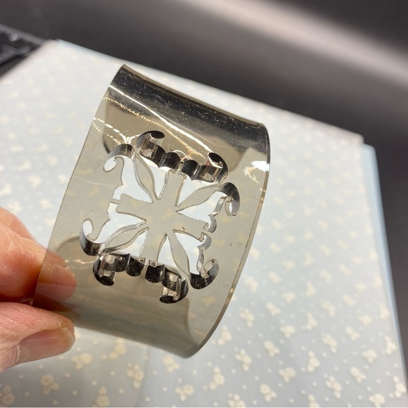 RUSTIC CUFF Smokey Acrylic Wide Chunky Cuff Bracelet - Picture 2 of 8